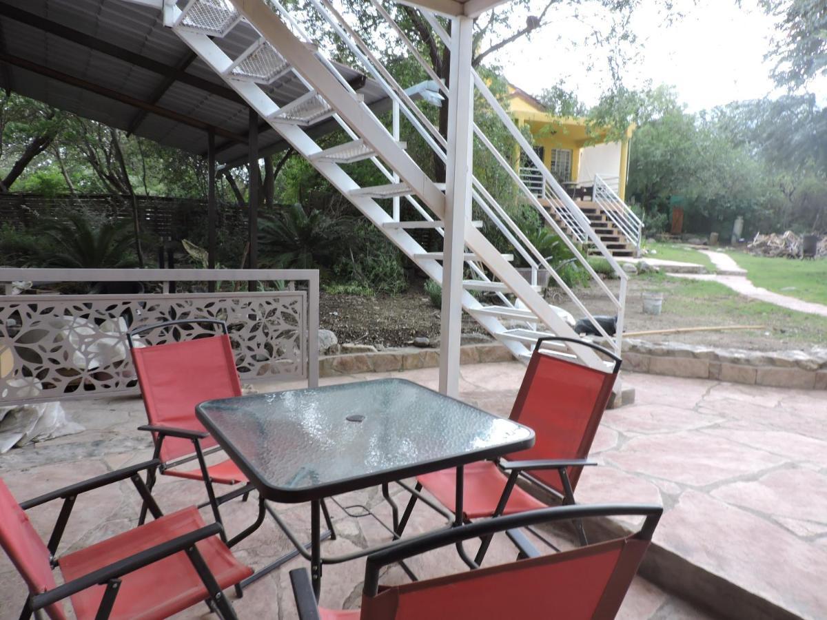 Cabanas La Comarca Merlo Esterno foto